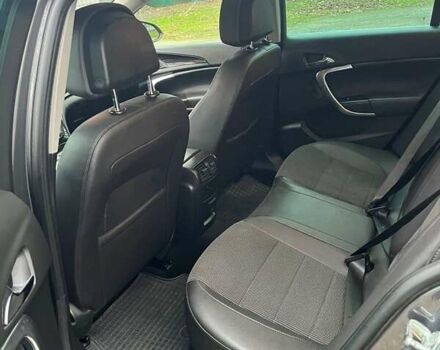 Серый Опель Инсигния, объемом двигателя 2 л и пробегом 299 тыс. км за 6700 $, фото 6 на Automoto.ua