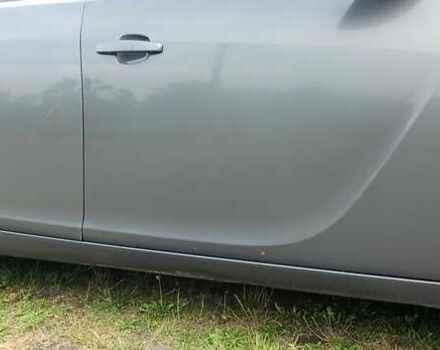 Серый Опель Инсигния, объемом двигателя 1.96 л и пробегом 307 тыс. км за 7600 $, фото 2 на Automoto.ua