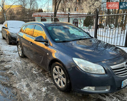 Серый Опель Инсигния, объемом двигателя 2 л и пробегом 325 тыс. км за 6340 $, фото 5 на Automoto.ua