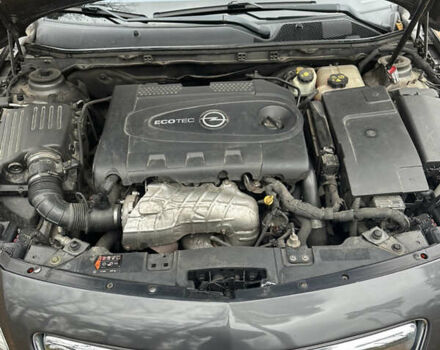 Серый Опель Инсигния, объемом двигателя 1.96 л и пробегом 275 тыс. км за 8000 $, фото 12 на Automoto.ua