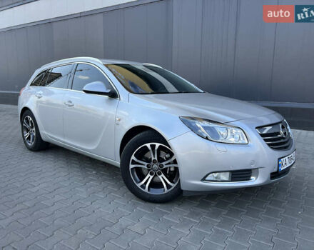 Серый Опель Инсигния, объемом двигателя 1.96 л и пробегом 240 тыс. км за 7600 $, фото 4 на Automoto.ua