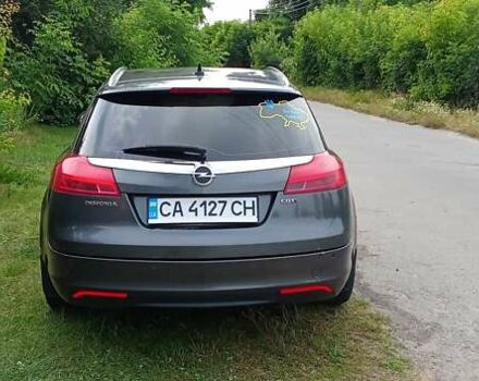 Серый Опель Инсигния, объемом двигателя 1.96 л и пробегом 307 тыс. км за 7600 $, фото 1 на Automoto.ua