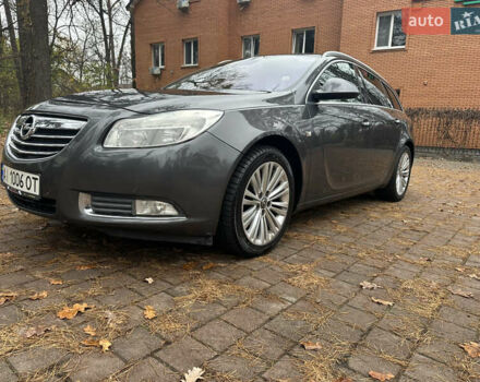 Серый Опель Инсигния, объемом двигателя 1.96 л и пробегом 275 тыс. км за 8000 $, фото 4 на Automoto.ua