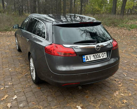 Серый Опель Инсигния, объемом двигателя 1.96 л и пробегом 275 тыс. км за 8000 $, фото 2 на Automoto.ua