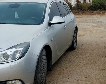 Серый Опель Инсигния, объемом двигателя 2 л и пробегом 282 тыс. км за 7400 $, фото 1 на Automoto.ua