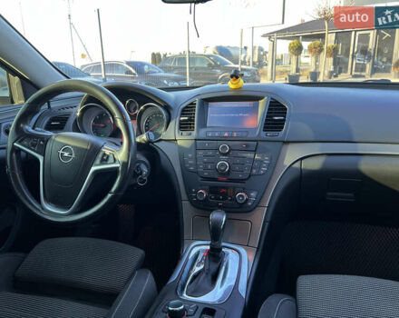 Серый Опель Инсигния, объемом двигателя 2 л и пробегом 323 тыс. км за 6900 $, фото 17 на Automoto.ua