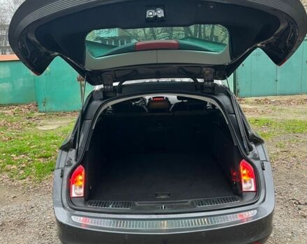 Серый Опель Инсигния, объемом двигателя 2 л и пробегом 299 тыс. км за 6700 $, фото 5 на Automoto.ua