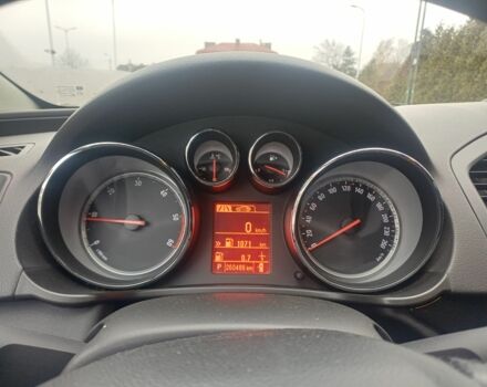 Сірий Опель Інсігнія, об'ємом двигуна 2 л та пробігом 261 тис. км за 6950 $, фото 5 на Automoto.ua