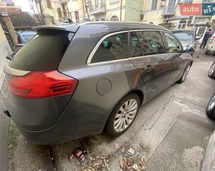 Сірий Опель Інсігнія, об'ємом двигуна 2 л та пробігом 236 тис. км за 12000 $, фото 4 на Automoto.ua