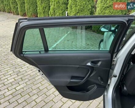 Серый Опель Инсигния, объемом двигателя 2 л и пробегом 249 тыс. км за 6999 $, фото 25 на Automoto.ua