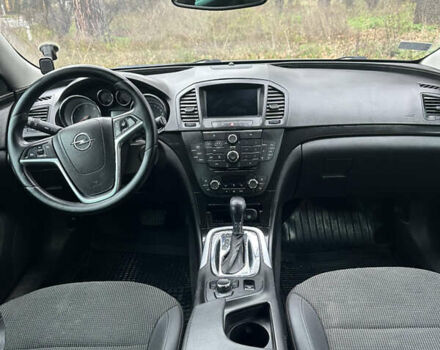 Серый Опель Инсигния, объемом двигателя 1.96 л и пробегом 275 тыс. км за 8000 $, фото 7 на Automoto.ua