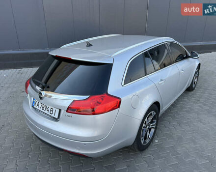 Серый Опель Инсигния, объемом двигателя 1.96 л и пробегом 240 тыс. км за 7600 $, фото 7 на Automoto.ua