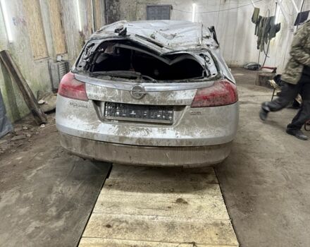 Серый Опель Инсигния, объемом двигателя 2 л и пробегом 312 тыс. км за 1800 $, фото 2 на Automoto.ua