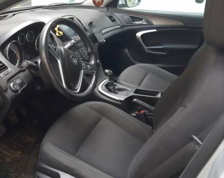 Серый Опель Инсигния, объемом двигателя 2 л и пробегом 234 тыс. км за 8300 $, фото 6 на Automoto.ua