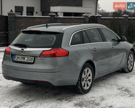 Серый Опель Инсигния, объемом двигателя 2 л и пробегом 219 тыс. км за 7650 $, фото 5 на Automoto.ua