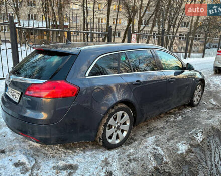 Серый Опель Инсигния, объемом двигателя 2 л и пробегом 325 тыс. км за 6340 $, фото 6 на Automoto.ua