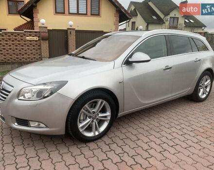 Сірий Опель Інсігнія, об'ємом двигуна 2 л та пробігом 215 тис. км за 7350 $, фото 1 на Automoto.ua