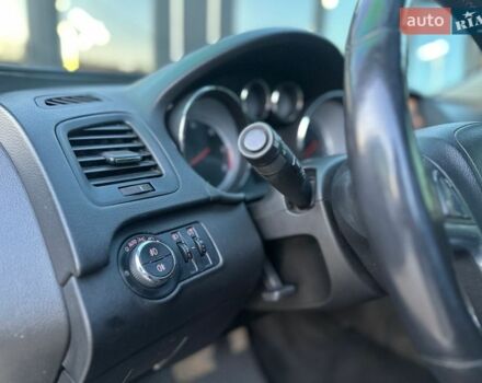Серый Опель Инсигния, объемом двигателя 2 л и пробегом 325 тыс. км за 6600 $, фото 19 на Automoto.ua