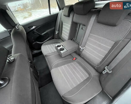 Серый Опель Инсигния, объемом двигателя 2 л и пробегом 219 тыс. км за 7650 $, фото 53 на Automoto.ua