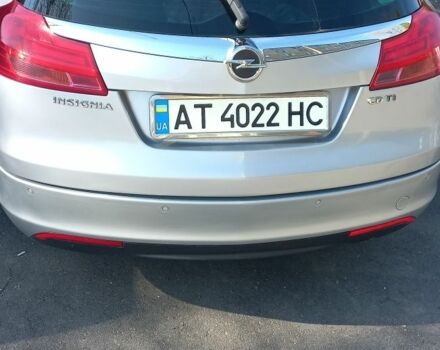 Серый Опель Инсигния, объемом двигателя 2 л и пробегом 219 тыс. км за 8199 $, фото 1 на Automoto.ua