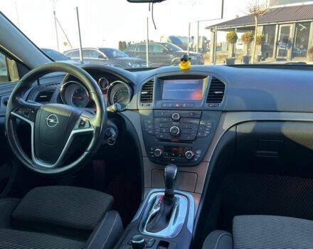 Серый Опель Инсигния, объемом двигателя 2 л и пробегом 323 тыс. км за 6300 $, фото 6 на Automoto.ua