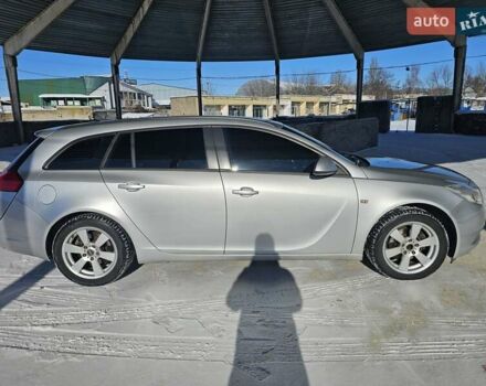 Серый Опель Инсигния, объемом двигателя 1.96 л и пробегом 254 тыс. км за 7899 $, фото 3 на Automoto.ua