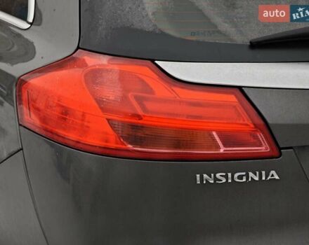 Серый Опель Инсигния, объемом двигателя 2 л и пробегом 240 тыс. км за 7990 $, фото 11 на Automoto.ua