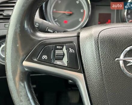 Серый Опель Инсигния, объемом двигателя 2 л и пробегом 249 тыс. км за 6999 $, фото 14 на Automoto.ua