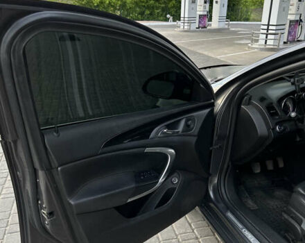 Сірий Опель Інсігнія, об'ємом двигуна 2 л та пробігом 256 тис. км за 7600 $, фото 16 на Automoto.ua