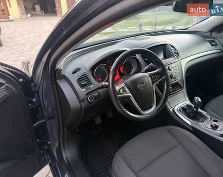 Серый Опель Инсигния, объемом двигателя 1.96 л и пробегом 241 тыс. км за 6450 $, фото 10 на Automoto.ua