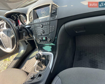 Серый Опель Инсигния, объемом двигателя 2 л и пробегом 213 тыс. км за 9700 $, фото 72 на Automoto.ua
