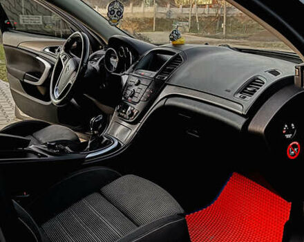 Опель Инсигния 2012 в Дрогобыче на Automoto.ua Серый Опель Инсигния, объемом двигателя 1.96 л и пробегом 273 тыс. км за 7499 $, фото 7 на Automoto.ua