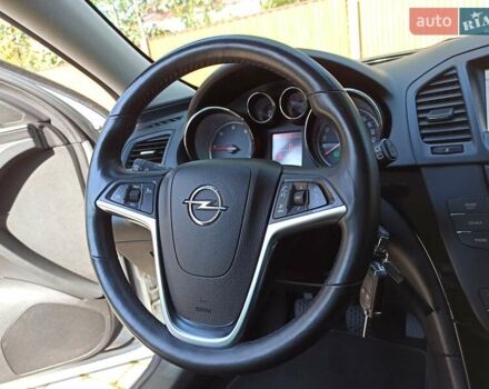 Серый Опель Инсигния, объемом двигателя 2 л и пробегом 237 тыс. км за 10199 $, фото 58 на Automoto.ua