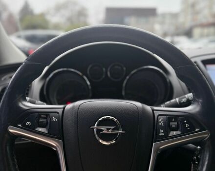 Серый Опель Инсигния, объемом двигателя 2 л и пробегом 212 тыс. км за 9700 $, фото 1 на Automoto.ua