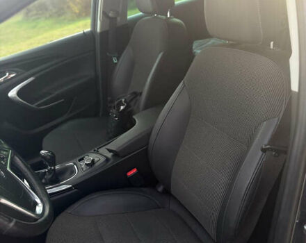 Серый Опель Инсигния, объемом двигателя 2 л и пробегом 213 тыс. км за 8950 $, фото 118 на Automoto.ua