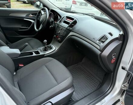 Сірий Опель Інсігнія, об'ємом двигуна 1.96 л та пробігом 251 тис. км за 7300 $, фото 51 на Automoto.ua