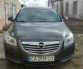 Серый Опель Инсигния, объемом двигателя 2 л и пробегом 450 тыс. км за 8000 $, фото 1 на Automoto.ua