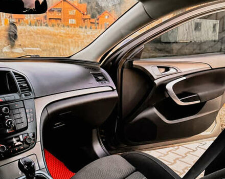 Опель Инсигния 2012 в Дрогобыче на Automoto.ua Серый Опель Инсигния, объемом двигателя 1.96 л и пробегом 273 тыс. км за 7499 $, фото 10 на Automoto.ua
