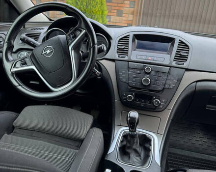 Серый Опель Инсигния, объемом двигателя 1.96 л и пробегом 234 тыс. км за 7700 $, фото 8 на Automoto.ua