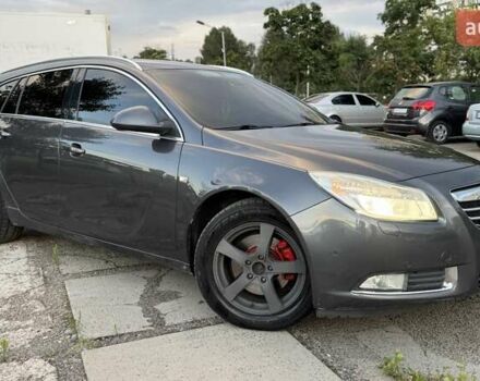 Сірий Опель Інсігнія, об'ємом двигуна 2 л та пробігом 288 тис. км за 7999 $, фото 1 на Automoto.ua