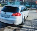 Серый Опель Инсигния, объемом двигателя 2 л и пробегом 280 тыс. км за 6600 $, фото 3 на Automoto.ua