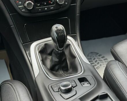 Серый Опель Инсигния, объемом двигателя 2 л и пробегом 270 тыс. км за 7800 $, фото 20 на Automoto.ua