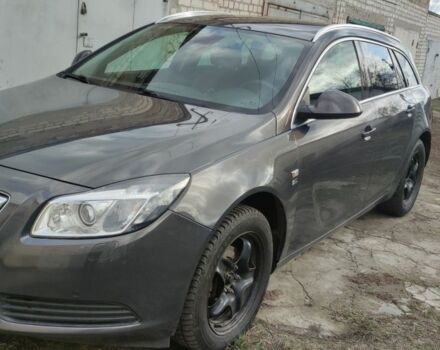 Серый Опель Инсигния, объемом двигателя 2 л и пробегом 450 тыс. км за 8000 $, фото 5 на Automoto.ua