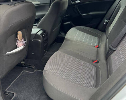 Серый Опель Инсигния, объемом двигателя 1.96 л и пробегом 234 тыс. км за 7700 $, фото 11 на Automoto.ua