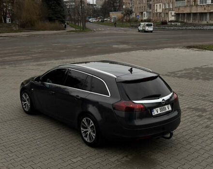 Серый Опель Инсигния, объемом двигателя 2.01 л и пробегом 224 тыс. км за 8888 $, фото 2 на Automoto.ua