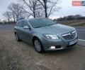 Сірий Опель Інсігнія, об'ємом двигуна 2 л та пробігом 300 тис. км за 10000 $, фото 2 на Automoto.ua