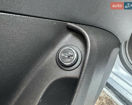 Серый Опель Инсигния, объемом двигателя 1.96 л и пробегом 333 тыс. км за 7850 $, фото 29 на Automoto.ua