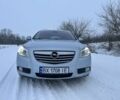 Серый Опель Инсигния, объемом двигателя 2 л и пробегом 333 тыс. км за 7450 $, фото 1 на Automoto.ua