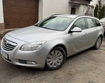 Серый Опель Инсигния, объемом двигателя 1.96 л и пробегом 234 тыс. км за 7700 $, фото 1 на Automoto.ua