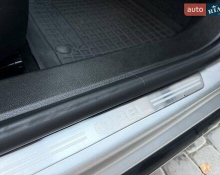 Сірий Опель Інсігнія, об'ємом двигуна 1.96 л та пробігом 251 тис. км за 7300 $, фото 54 на Automoto.ua